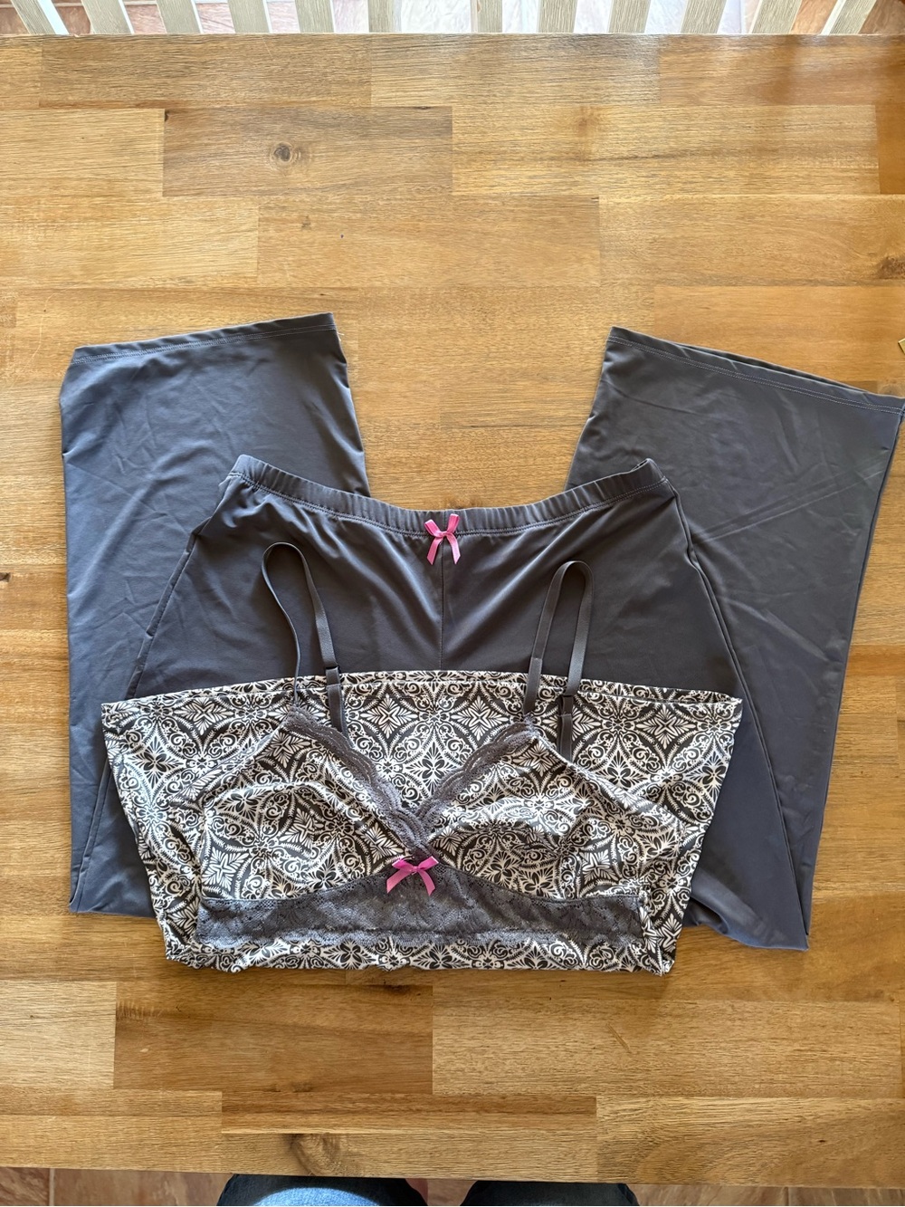 Marilyn Monroe Intimate Geometric Damask Pattern Cami Wide Leg Pajama Set - Picture 2 of 10